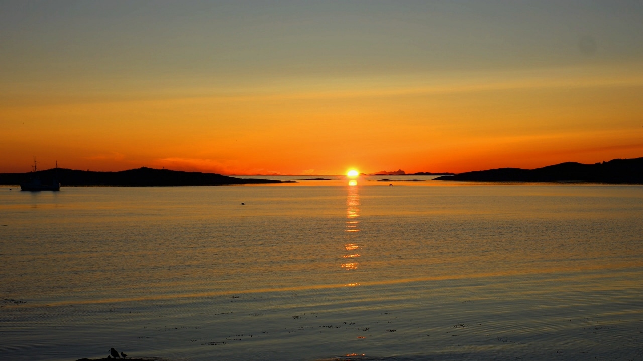 Sunset with seaside sounds - Nature Sounds TV